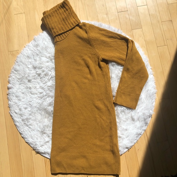 🔴SOLD🔴H&M Chestnut Sweater Dress - Picture 2 of 6